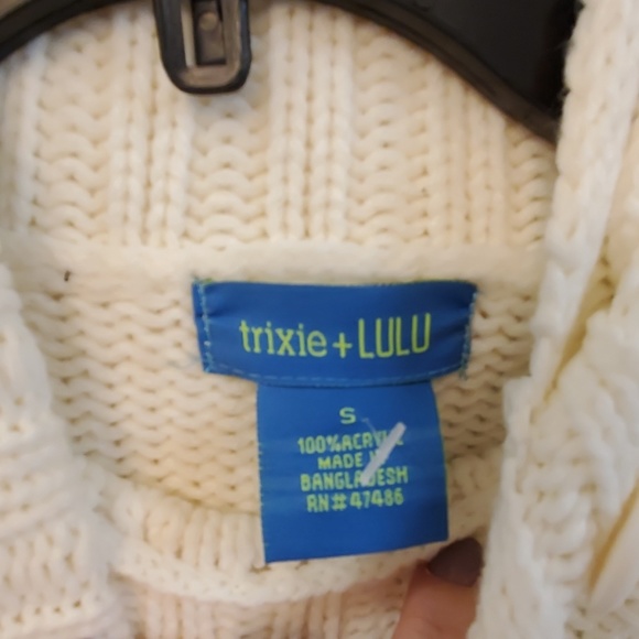 Trixie + Lulu Brand new Sweater - Picture 2 of 5